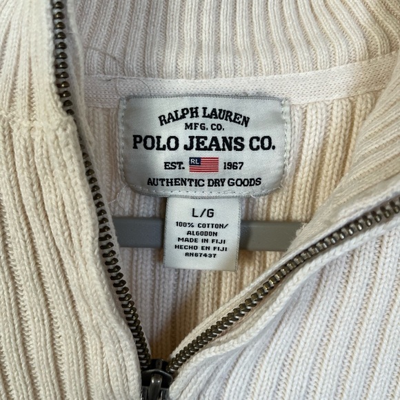 Y2K Ralph Lauren Cream and Navy Blue Turtleneck Sweater with Ribbed Knit Texture - Picture 2 of 5